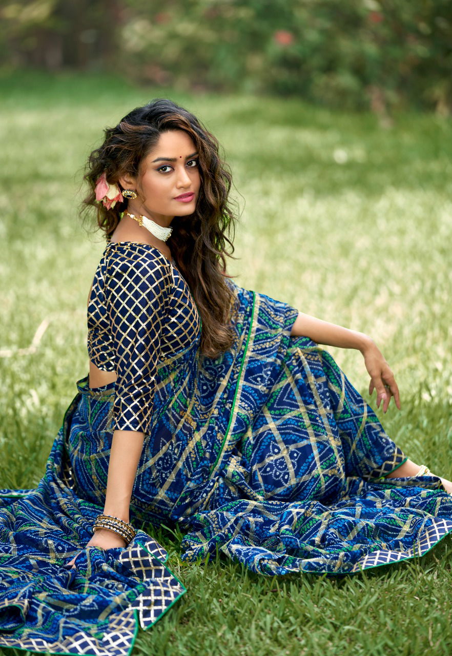 Kasvi Vaishnavi New Stylish Festive Wear Chiffon Designer Saree Collection